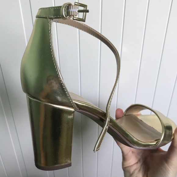 Brand New Gold High Heels - Picture 4 of 5